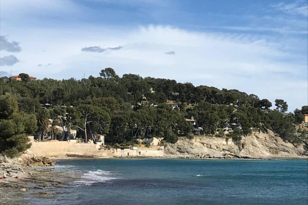 Les terrasses du Liouquet T2, piscine , parking , mer à 150 m La Ciotat Exterior foto